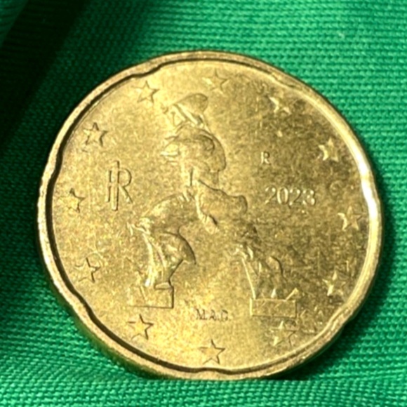 Rare euro coin 20 cents 2023 Italy #205937817948 - Picture 4 of 5